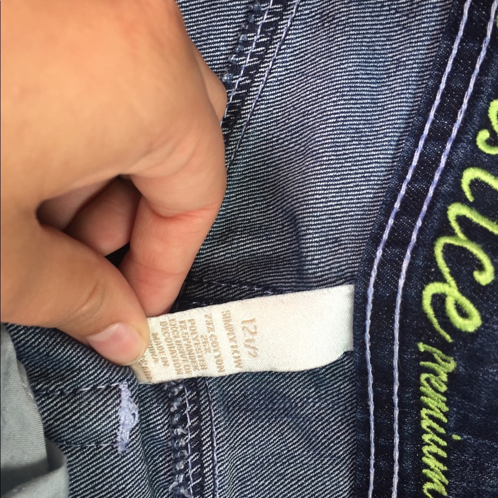 Jeans - Picture 2 of 3